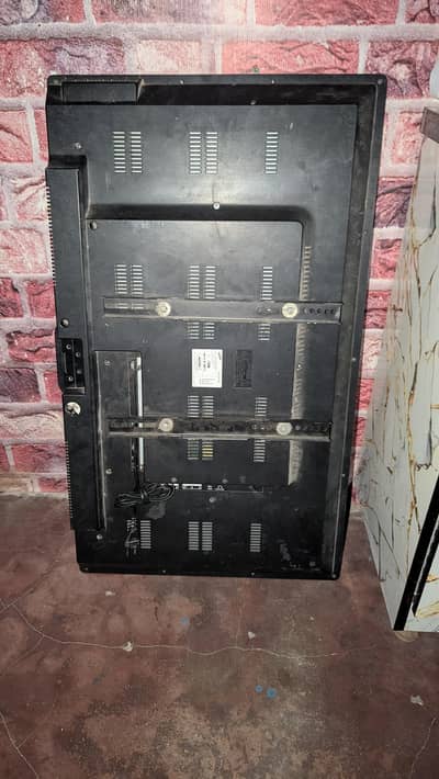 Samsung 44 nich lcd