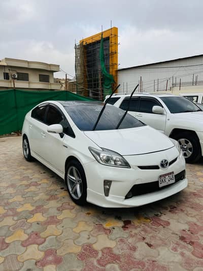 Toyota Prius S-LED Package 2014/2017