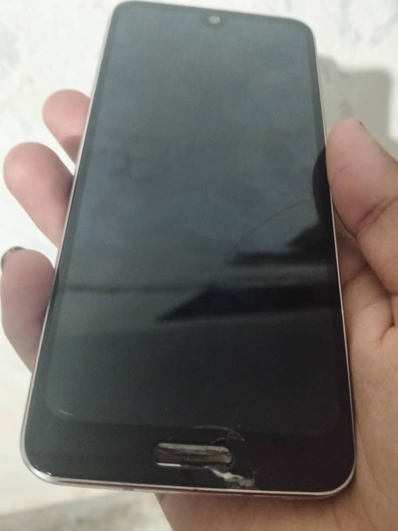 Sharp Aquos R2 2