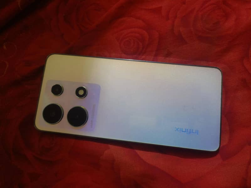 Infinix Note 30 5