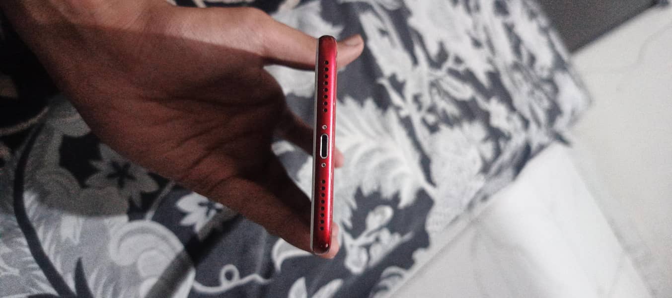 Apple iPhone 7 Plus 2