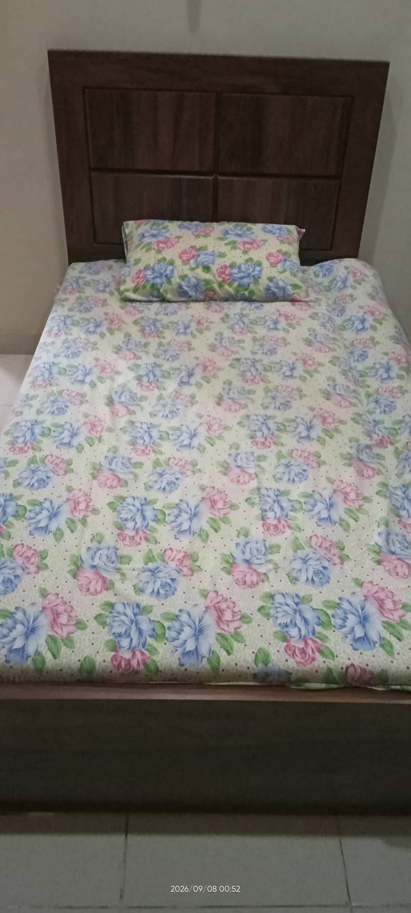 single bed perfect condition 1