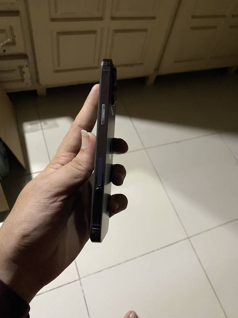 Apple iPhone 14 Pro Max 5