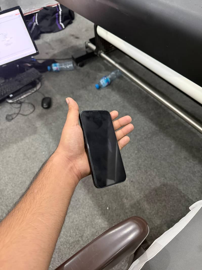Apple iPhone 14 5