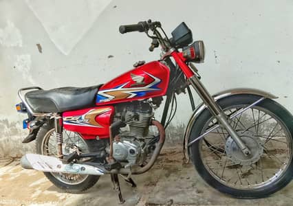 one hand driven and no register yat 10/10 condition