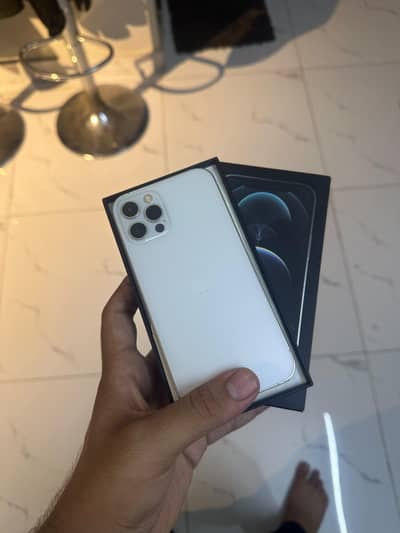 iPhone 12 Pro with box 256gb Factory unlock Waterpack