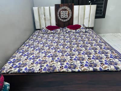 Furniture set with mattress