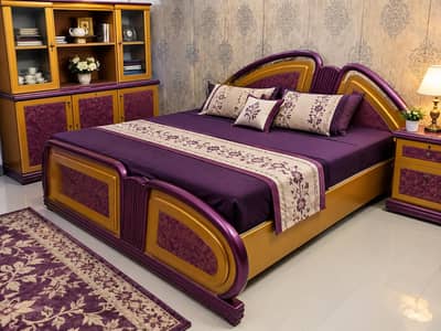 Bed:* 1 - King size Almari 3darwazay 2 drawer full size divider