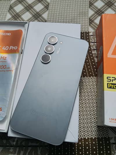Tecno spark 40 pro