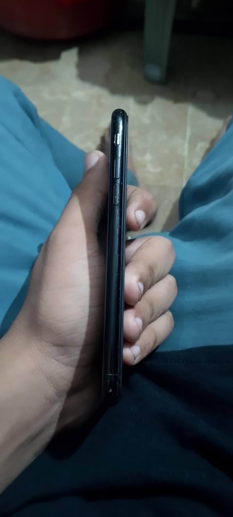 Apple iPhone 7 3