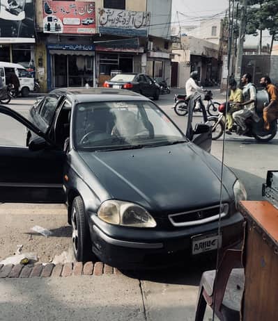 Honda Civic EXi 1996 17 18 avg in city