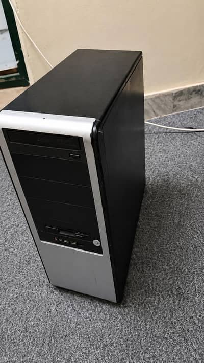 Xeon E3-1240 v2 + RX 470 4GB Gaming PC | 4GB DDR3 RAM | 500GB HDD