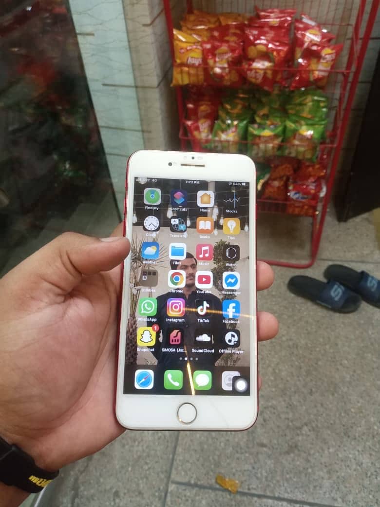 Apple iPhone 7 Plus 5