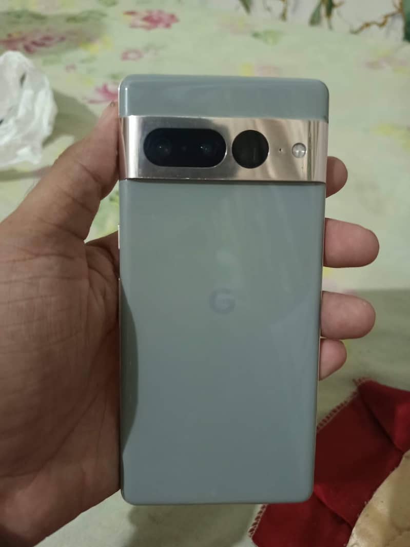 Google pixel 7 pro 1