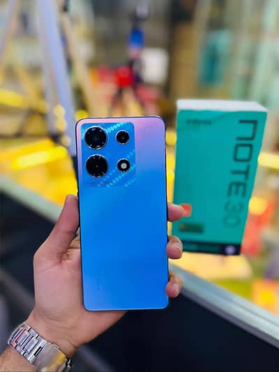Infinix Note 30