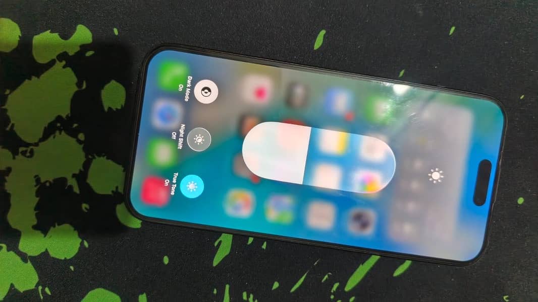 Apple iPhone 15 Pro Max 1
