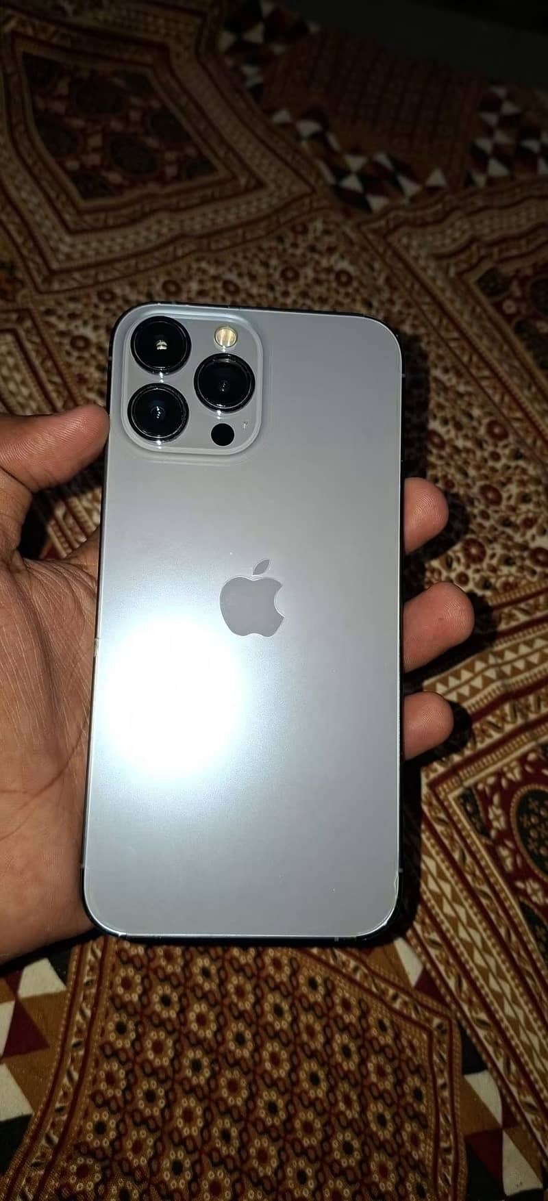 Apple iPhone 13 Pro Max 0