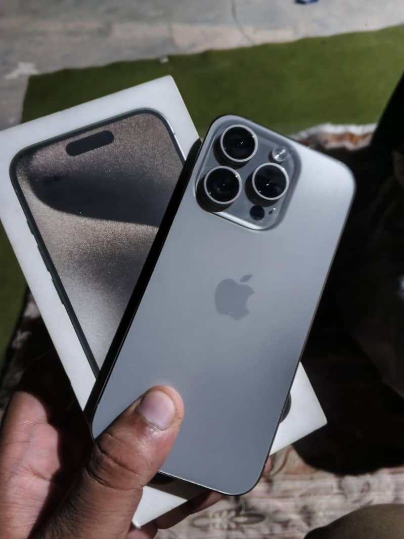 Apple iPhone 15 Pro 7