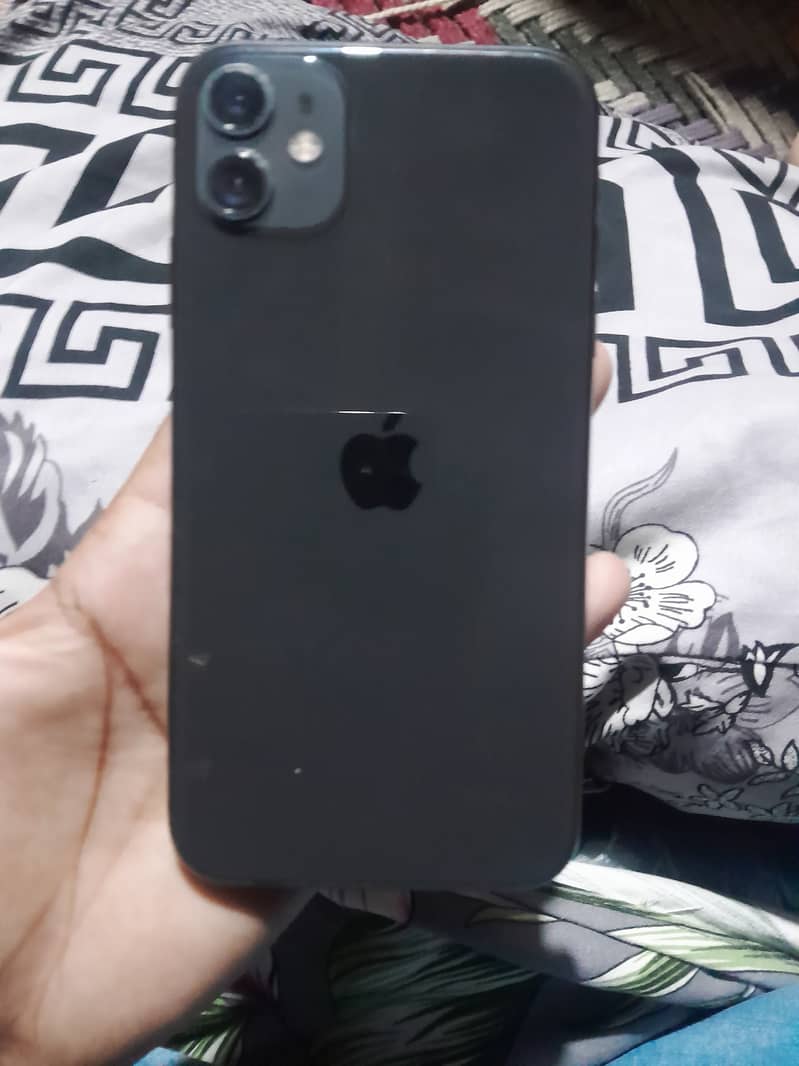 Apple iPhone 11 0