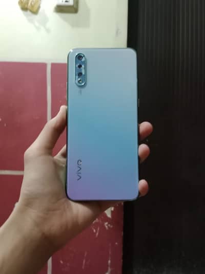 Vivo S1