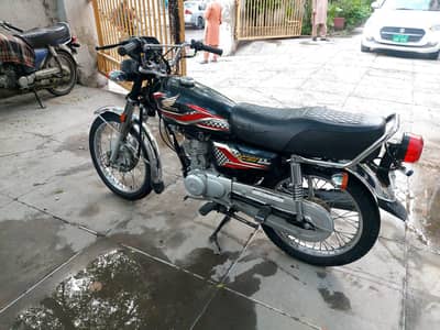 Honda CG 125 Black colour for sale
