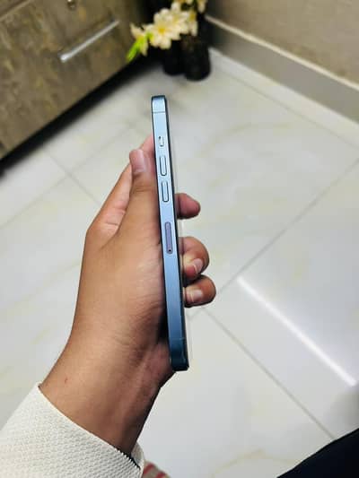 Apple iPhone 13 Pro jv