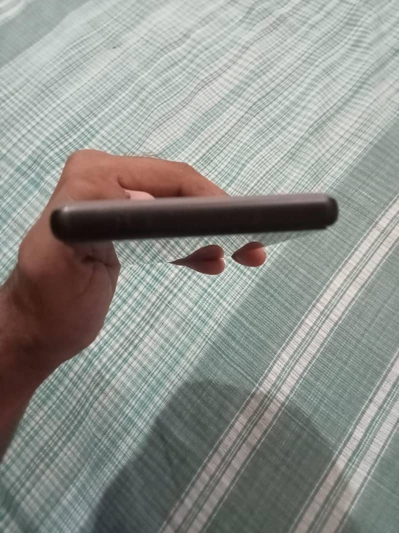 Google Pixel 6a 1