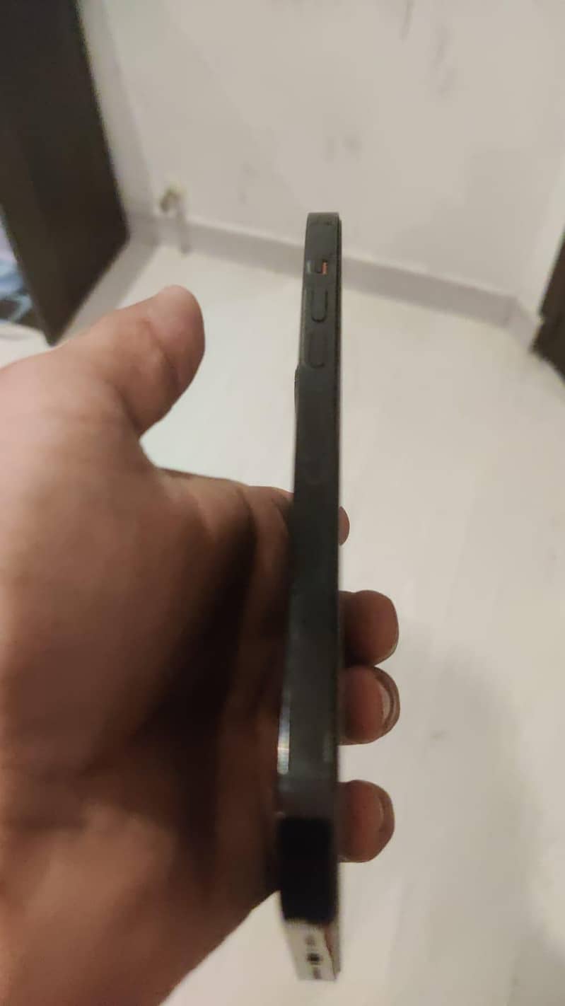 Apple iPhone 14 Pro Max 2