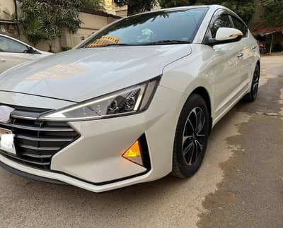 Hyundai Elantra 2021