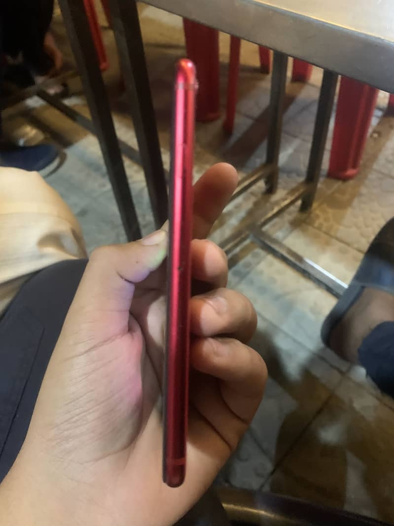 Apple iPhone SE 6