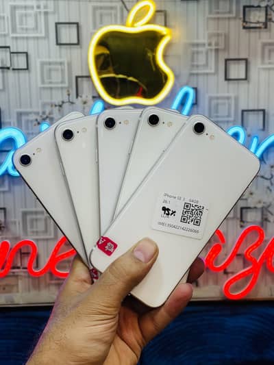 Apple iPhone SE 2023