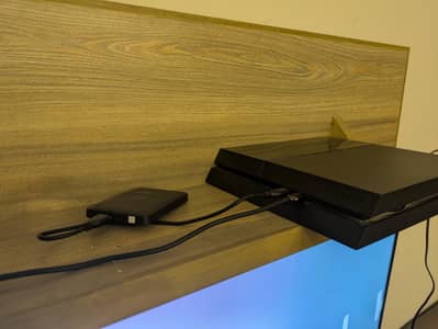 PS4 500 GB FAT - 1 TB External HDD - 6 Games