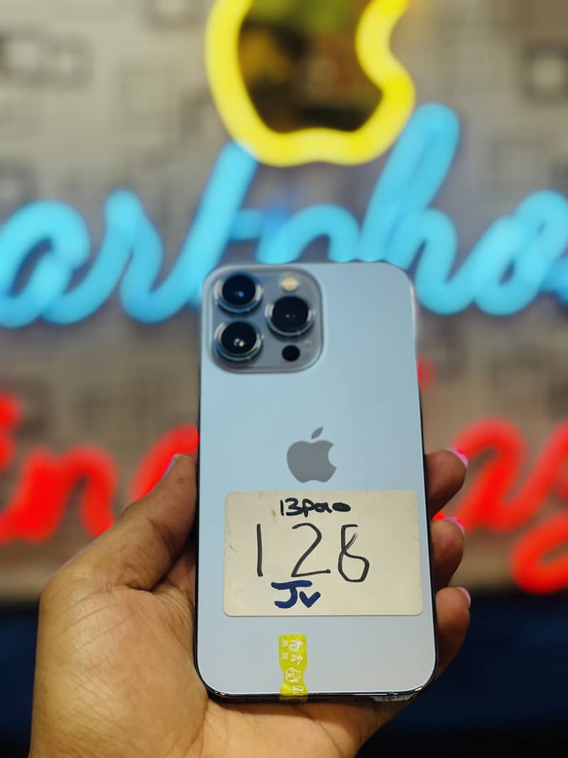 Apple iPhone 13 Pro 3