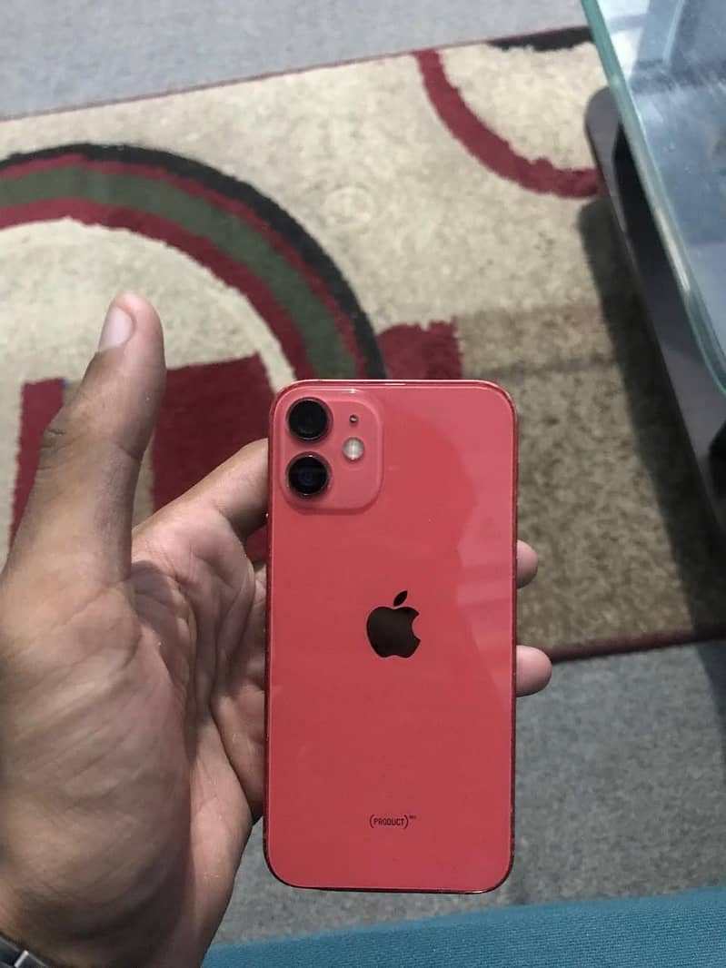 Apple iPhone 12 mini 4