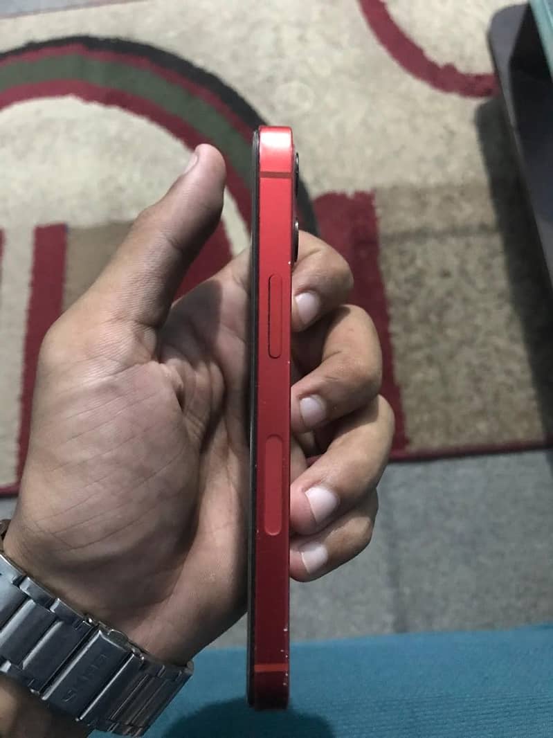 Apple iPhone 12 mini 6