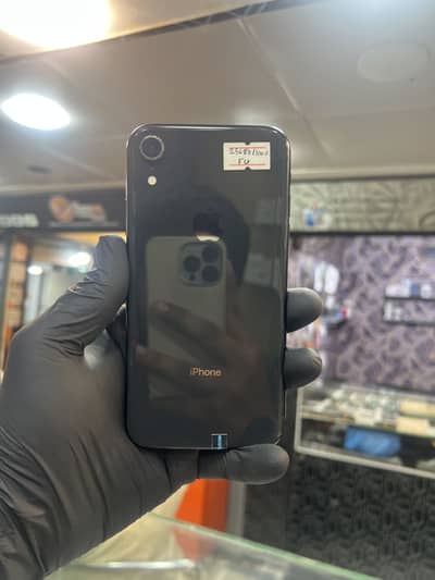 Apple iPhone XR