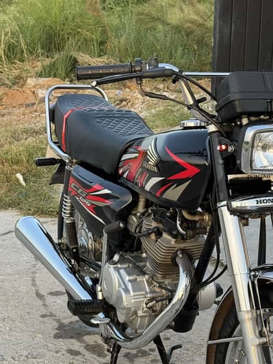 HONDA cG 125 (2022)