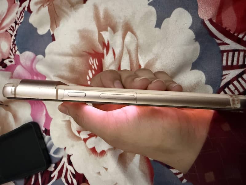 Google Pixel 8 6
