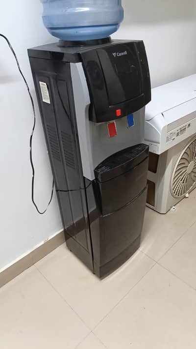 URGENT SALE WATER DESPENSER