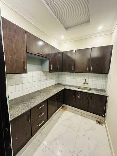 Flats available for rent pak Arab society