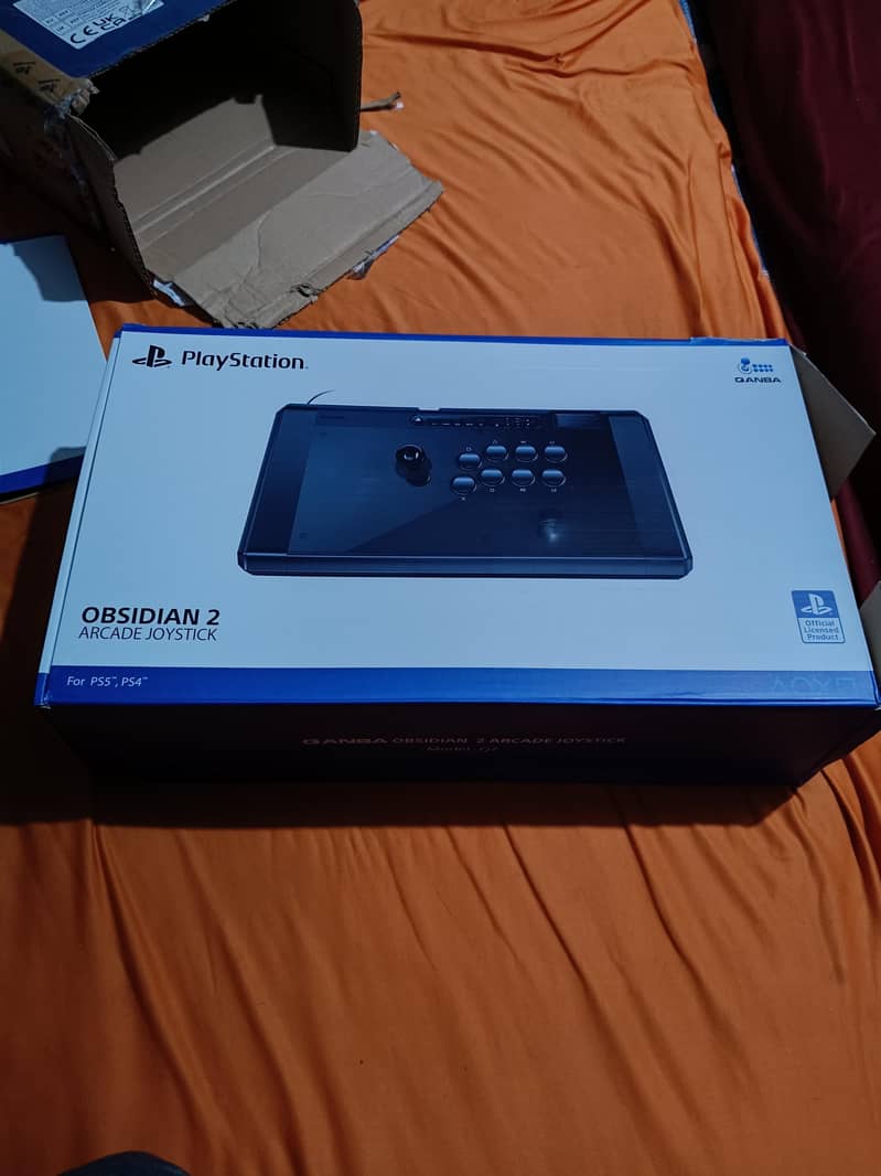 Obsidian 2 Qanba 7 Controller 1