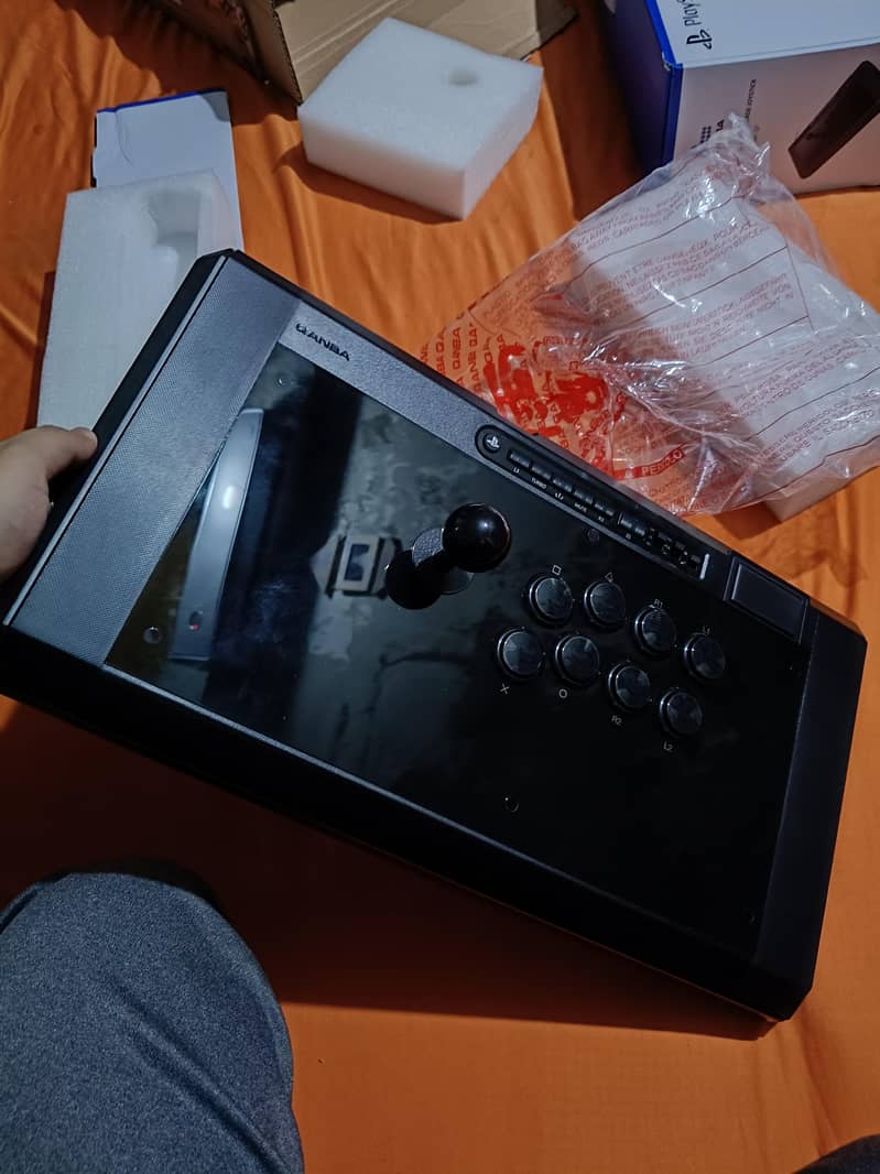 Obsidian 2 Qanba 7 Controller 4