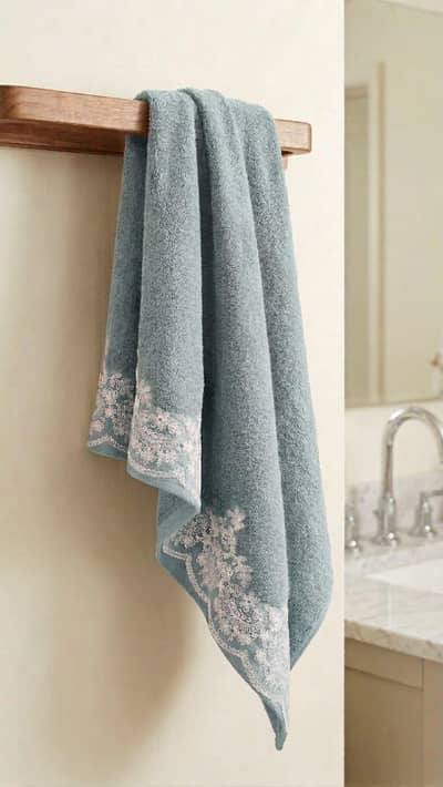 BATH TOWELS