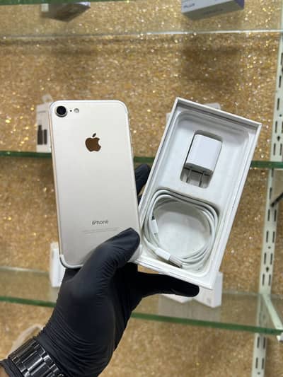 Apple iPhone 7