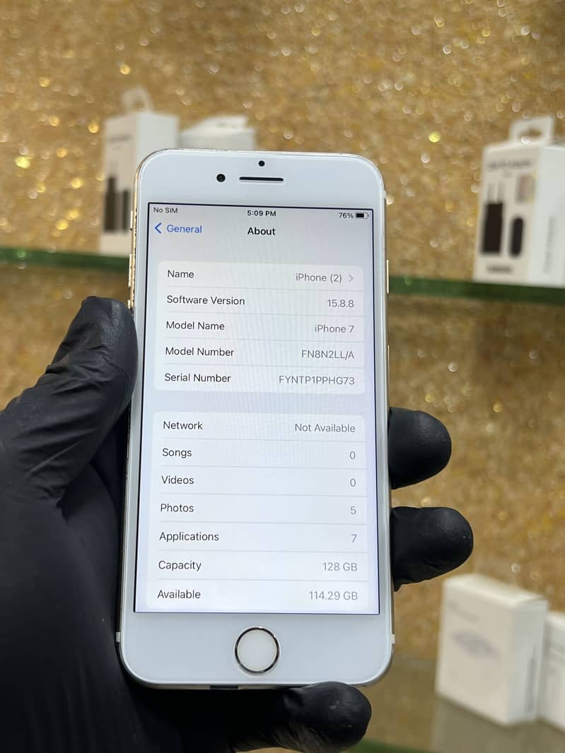 Apple iPhone 7 7