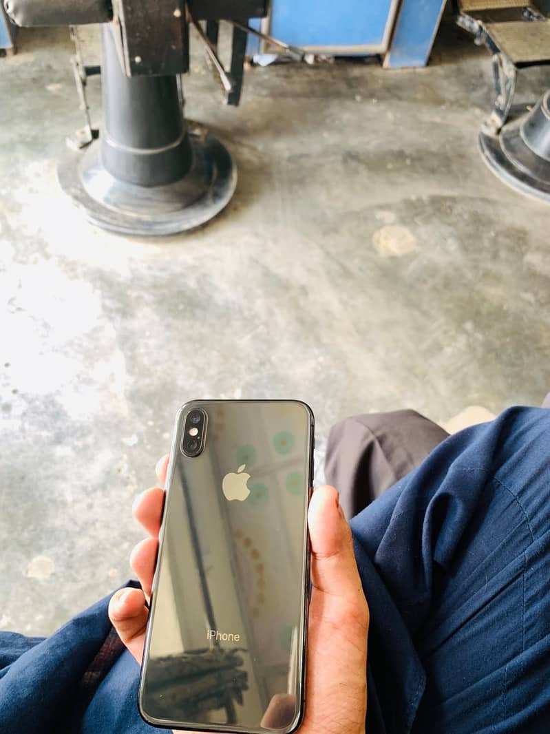 iPhone XS sim work 0