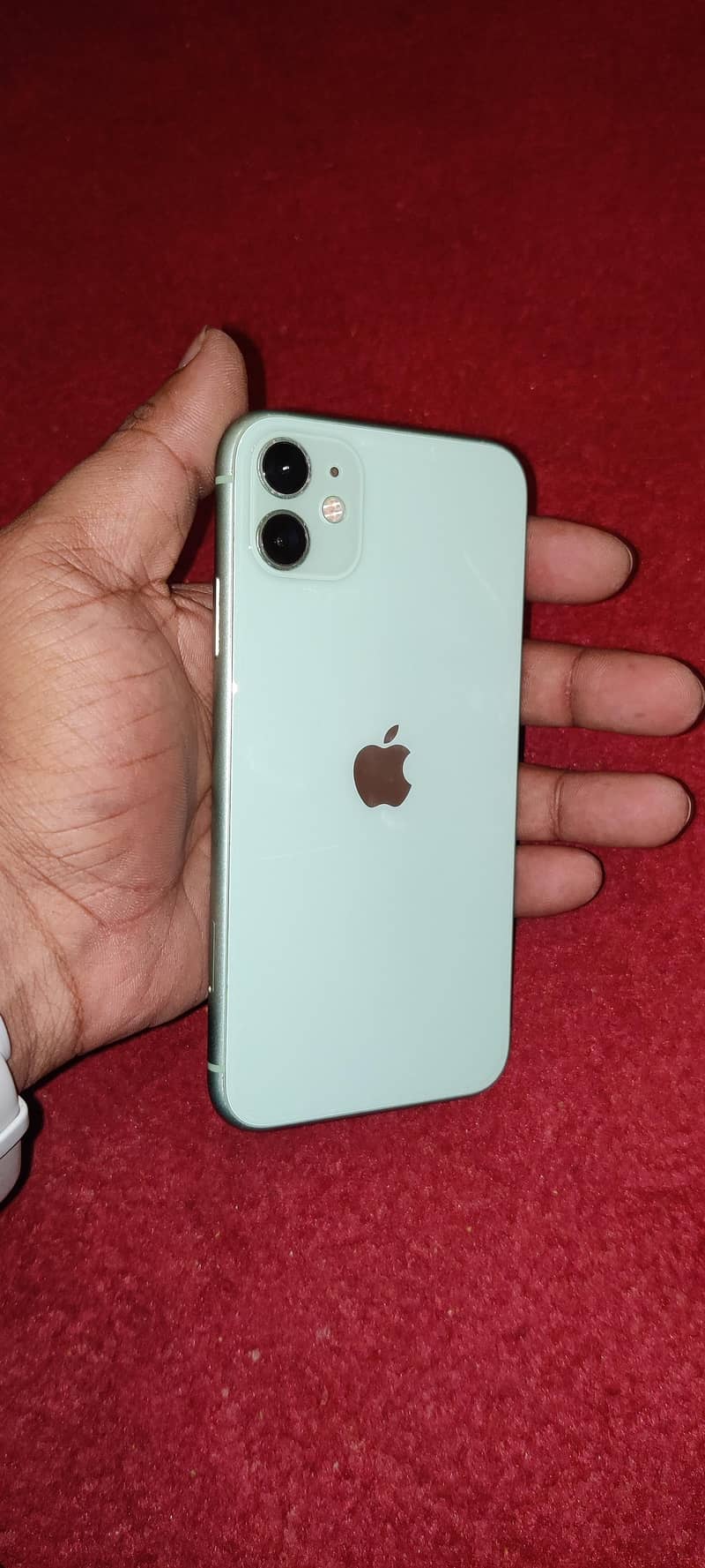 Apple iPhone 11 7