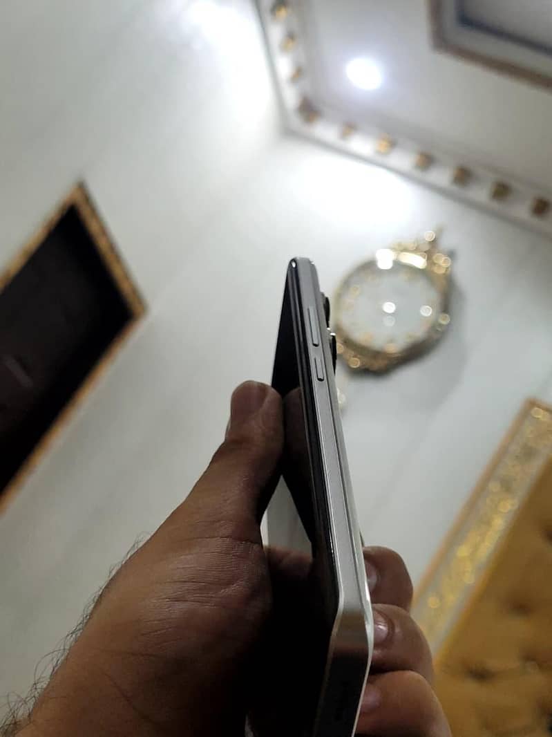 Xiaomi Redmi Note 13 Pro Plus 1