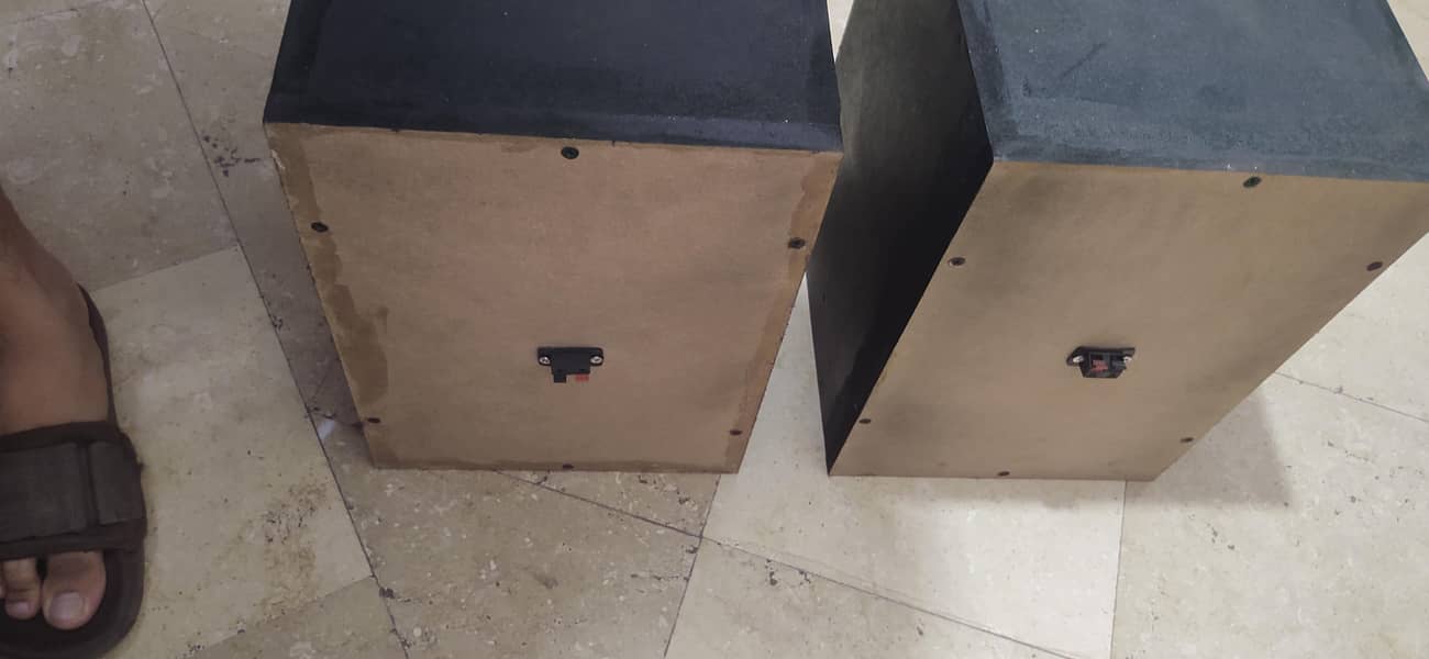 book shelf speaker complete setup 2