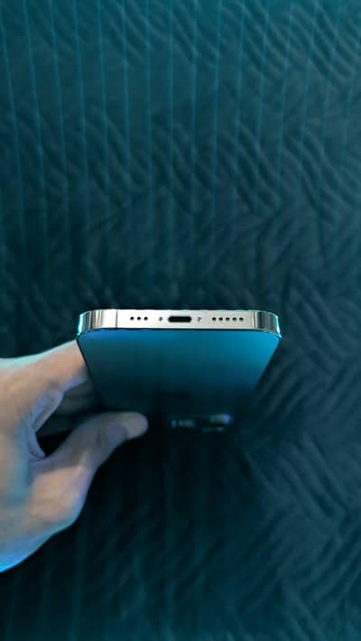 Apple iPhone 13 Pro factory unlocked